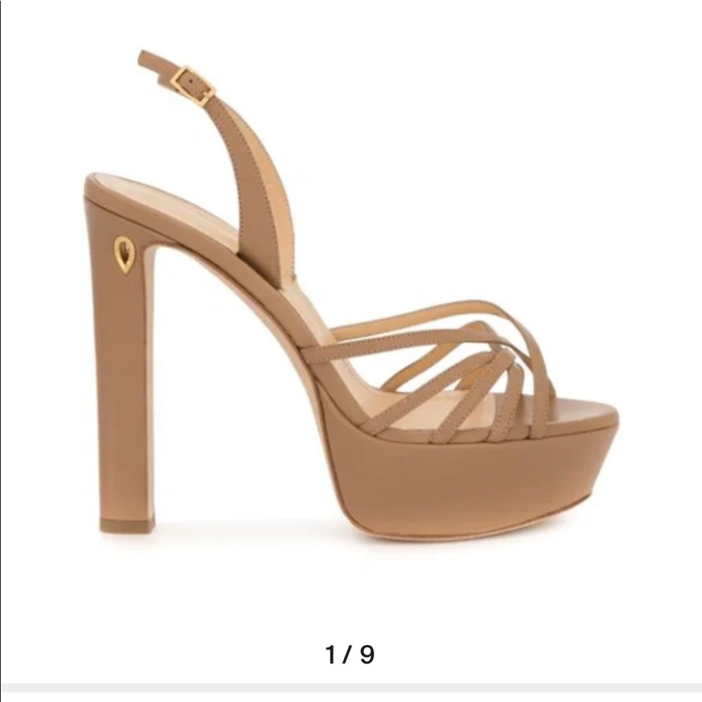 Accepting best offer! New Leather Platform heels In Neutral. Made in Italy